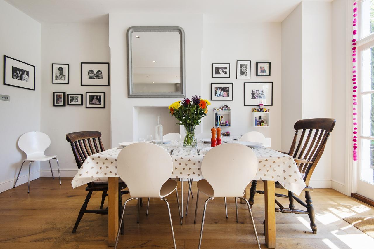 Enchanting Southfields Home By King George'S Park ロンドン エクステリア 写真