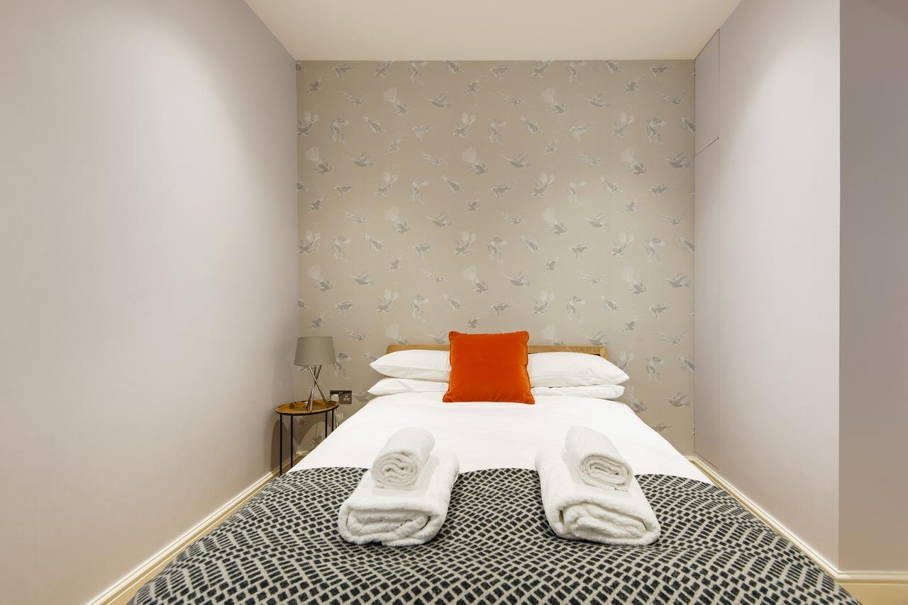 Enchanting Southfields Home By King George'S Park ロンドン エクステリア 写真